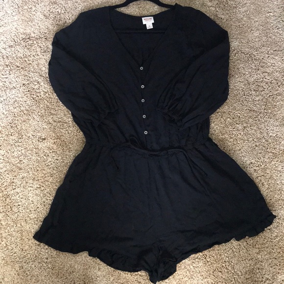 Mossimo Supply Co. Other - BLACK BUTTON DOWN 3/4 SLEEVE ROMPER